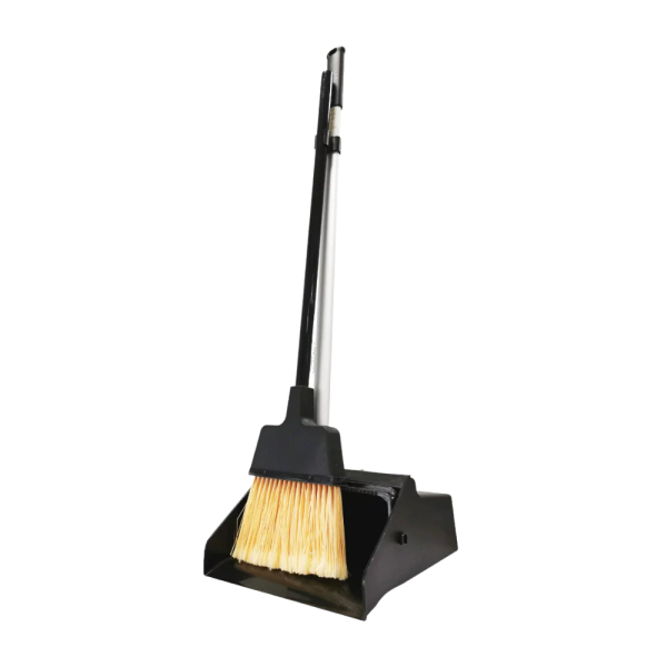 KIT ESCOBA LOBBY 96CM CON RECOGEDOR NEGRO LOBBY